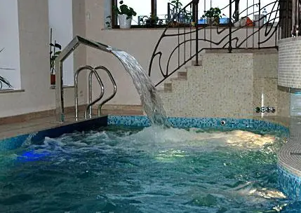 Водоспад Aldis "Гусак" труба 80х80 мм, полірований, AISI 316, 1250х300 мм