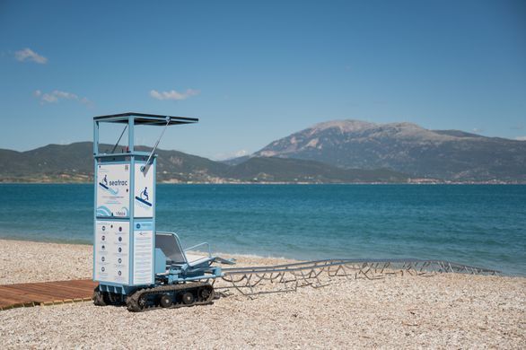 Інклюзивний мобільний пляжний тягач Seatrac mover Stm