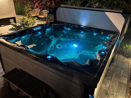 SPA басейн Superior Spas Premium Onyx V3 (Midnight Canyon) (Англія), 220&times;220&times;94 см