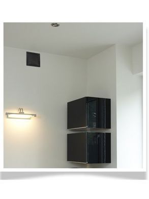 Вентиляційна решітка Kratki 22х30 см графітова з жалюзі