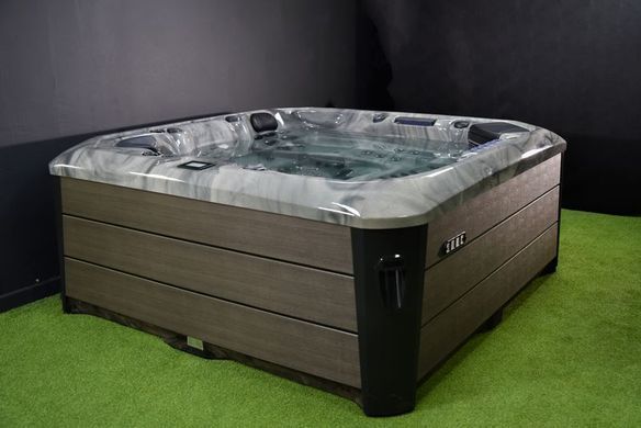 SPA басейн Superior Spas Premium Barcelona V3 Odyssey (Сірий) (Англія), 223&times;223&times;94 см