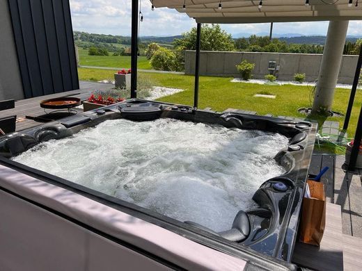 SPA бассейн Superior Spas Premium Onyx (Midnight Canyon) (Англия), 220&times;220&times;94 см