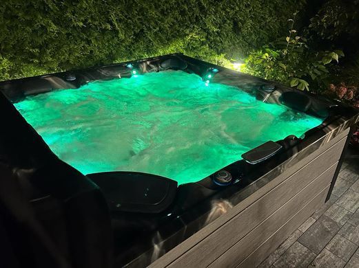 SPA бассейн Superior Spas Premium Onyx (Midnight Canyon) (Англия), 220&times;220&times;94 см
