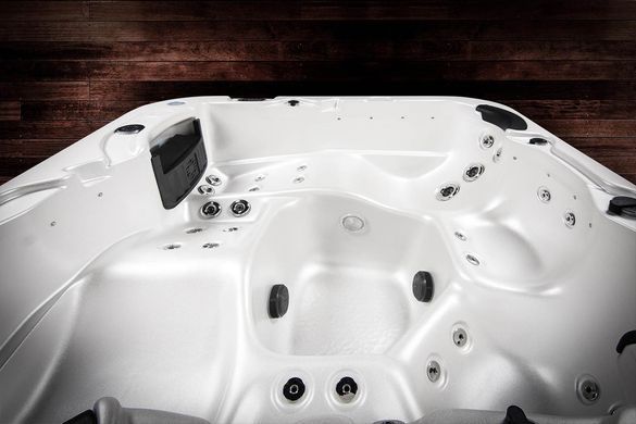 Гидромассажный СПА бассейн MERCURY Vortex Spas