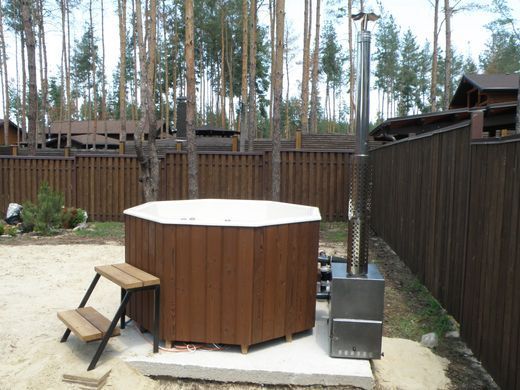 Чан на дровах Finspa "Ельбрус" термовагонка, купіль біла, 15 кВт