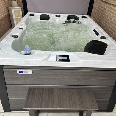 SPA басейн Superior Spas Premium Topaz V3 (Sterling Silver) (Англія), 220&times;156&times;90 см