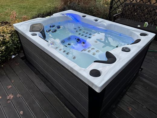 SPA басейн Superior Spas Premium Topaz V3 (Sterling Silver) (Англія), 220&times;156&times;90 см