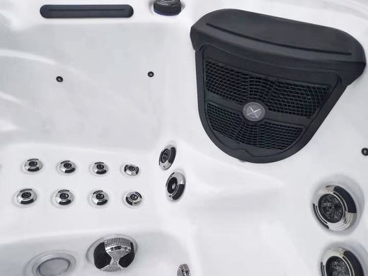 SPA басейн Superior Spas Premium Topaz V3 (Sterling Silver) (Англія), 220&times;156&times;90 см
