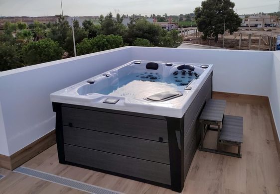 SPA басейн Superior Spas Premium Topaz V3 (Sterling Silver) (Англія), 220&times;156&times;90 см