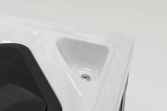 SPA басейн Superior Spas Premium Onyx V3 (Sterling Silver) (Англія), 220&times;220&times;94 см