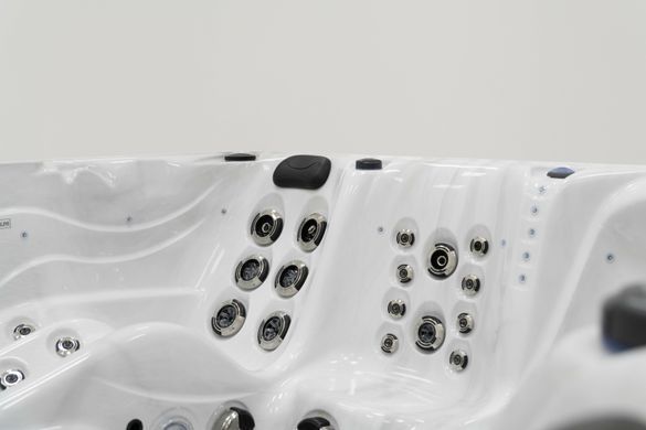 SPA басейн Superior Spas Premium Onyx V3 (Sterling Silver) (Англія), 220&times;220&times;94 см
