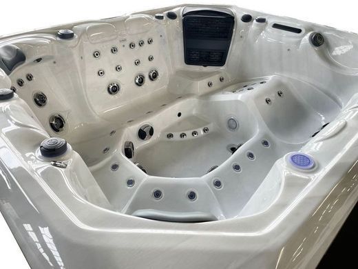 SPA бассейн Superior Spas Premium Maximus (Англия), 260&times;220&times;94 см